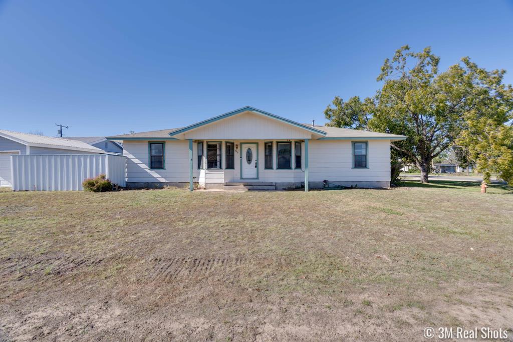 409 N Cottonwood St Eldorado, TX 76936