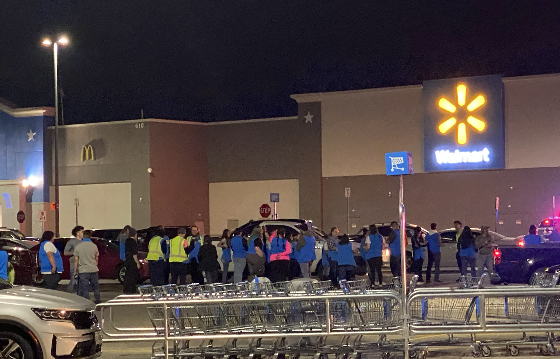 BREAKING NEWS: WATCH as the 29th Street Wal-Mart has been Evacuated