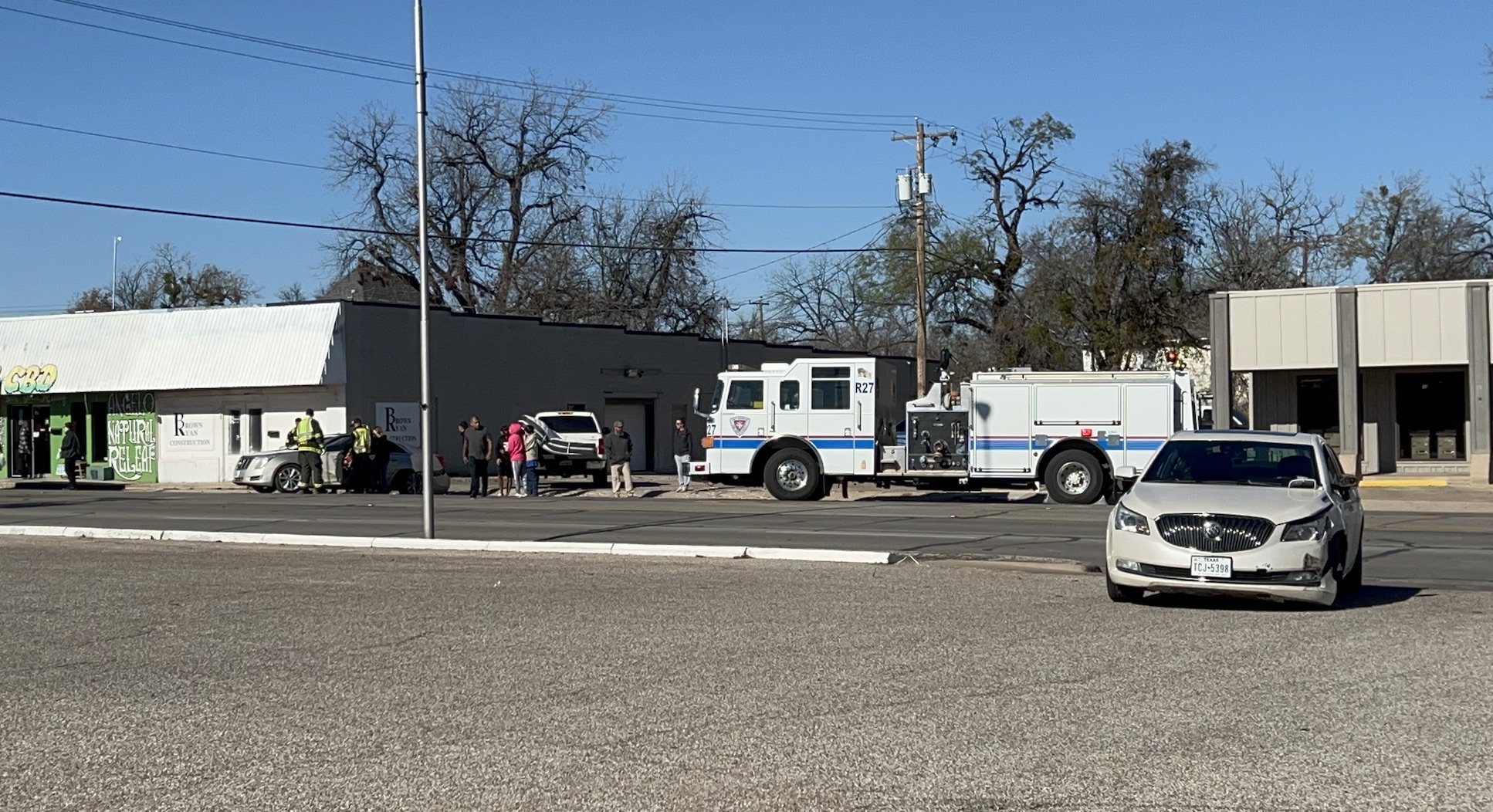 Crash at the intersection of Adams and Beauregard