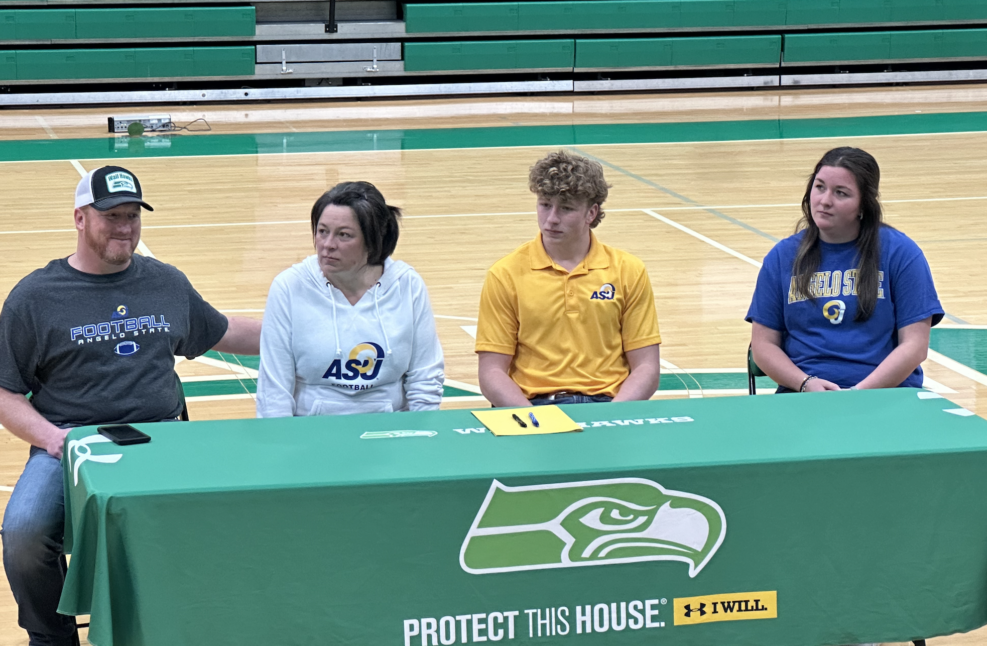 Wall Hawks Logan Thomas signs to play football at Angelo State Wall Hawks Logan Thomas signs to play football at Angelo State