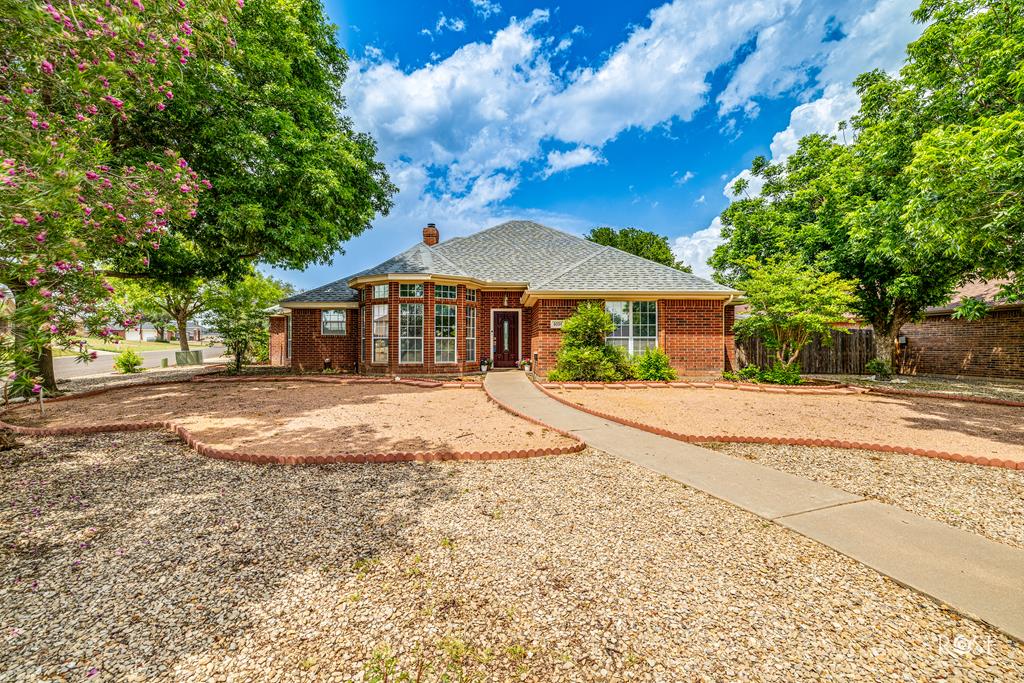 6034 Warwick Dr San Angelo, TX 76901