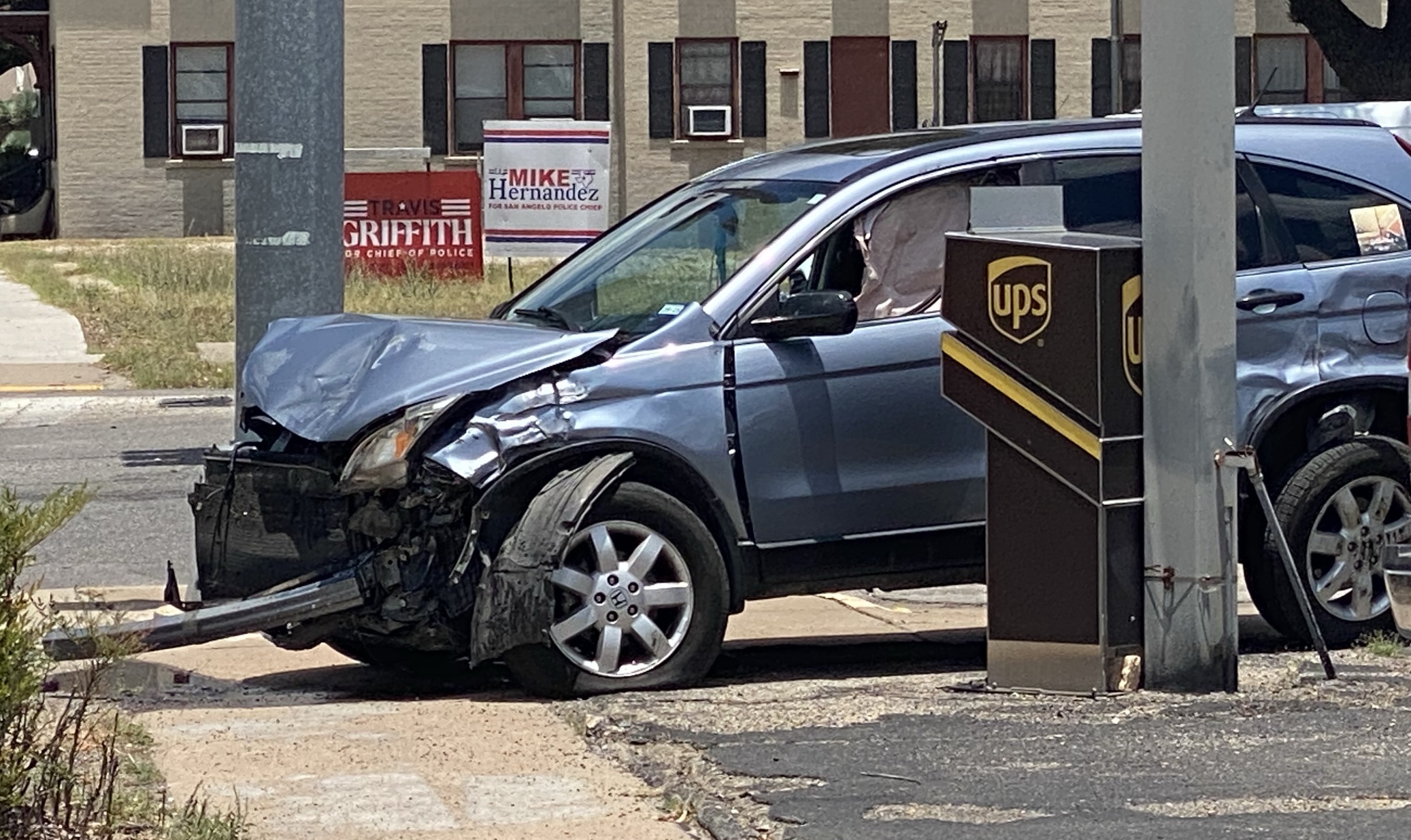 Crash at W. Beauregard and Koenigheim St