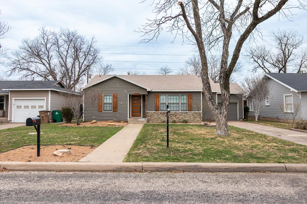 1707 S Monroe St San Angelo, TX 76901