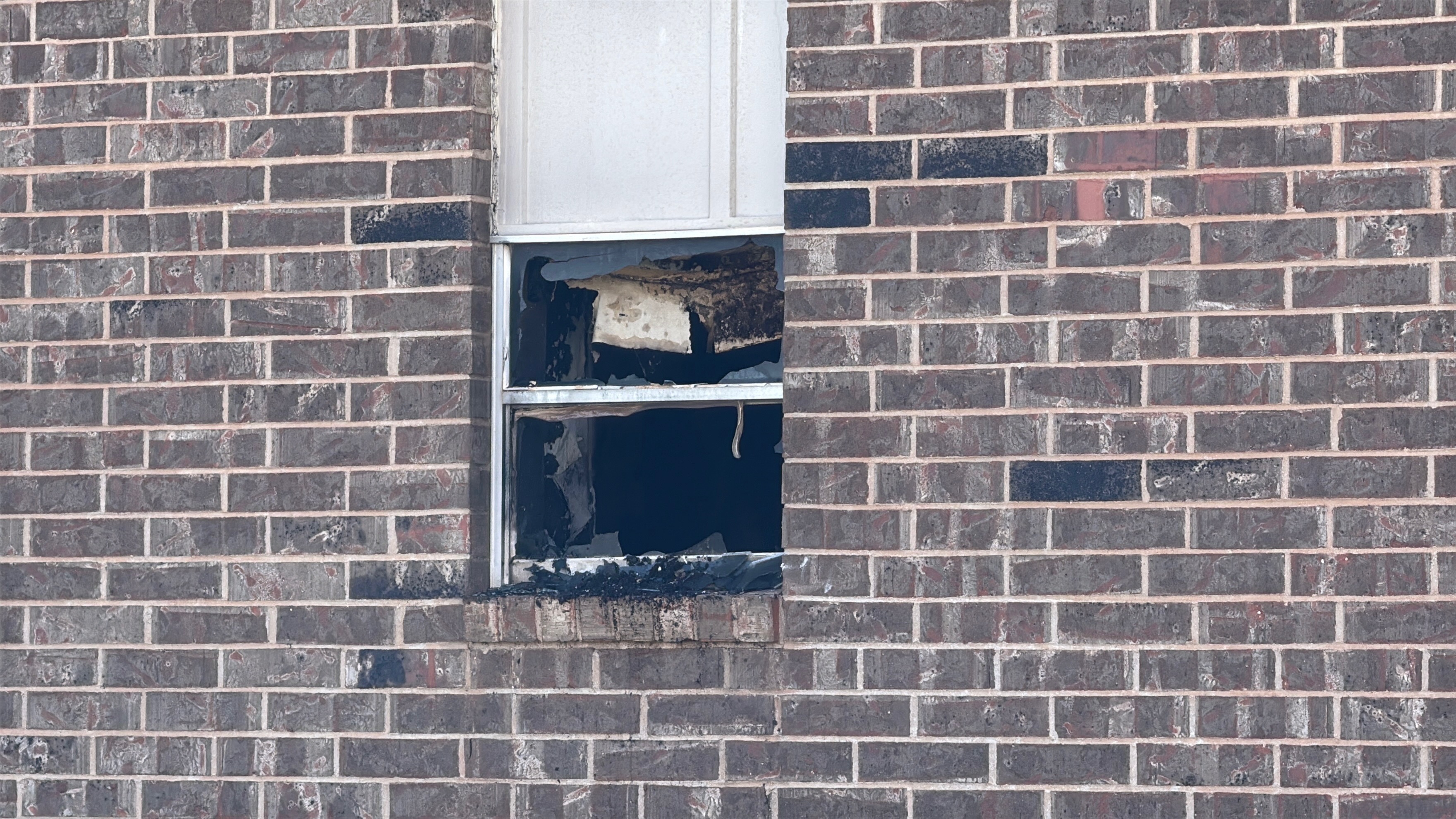 SAN ANGELO, TX — Flames erupted inside and out a window of one unit of the Aura Square Apartments at 3902 Sherwood Way on Wednesday afternoon, prompting a swift response from the San Angelo Fire Department. SAN ANGELO, TX — Flames erupted inside and out a window of one unit of the Aura Square Apartments at 3902 Sherwood Way on Wednesday afternoon, prompting a swift response from the San Angelo Fire Department.