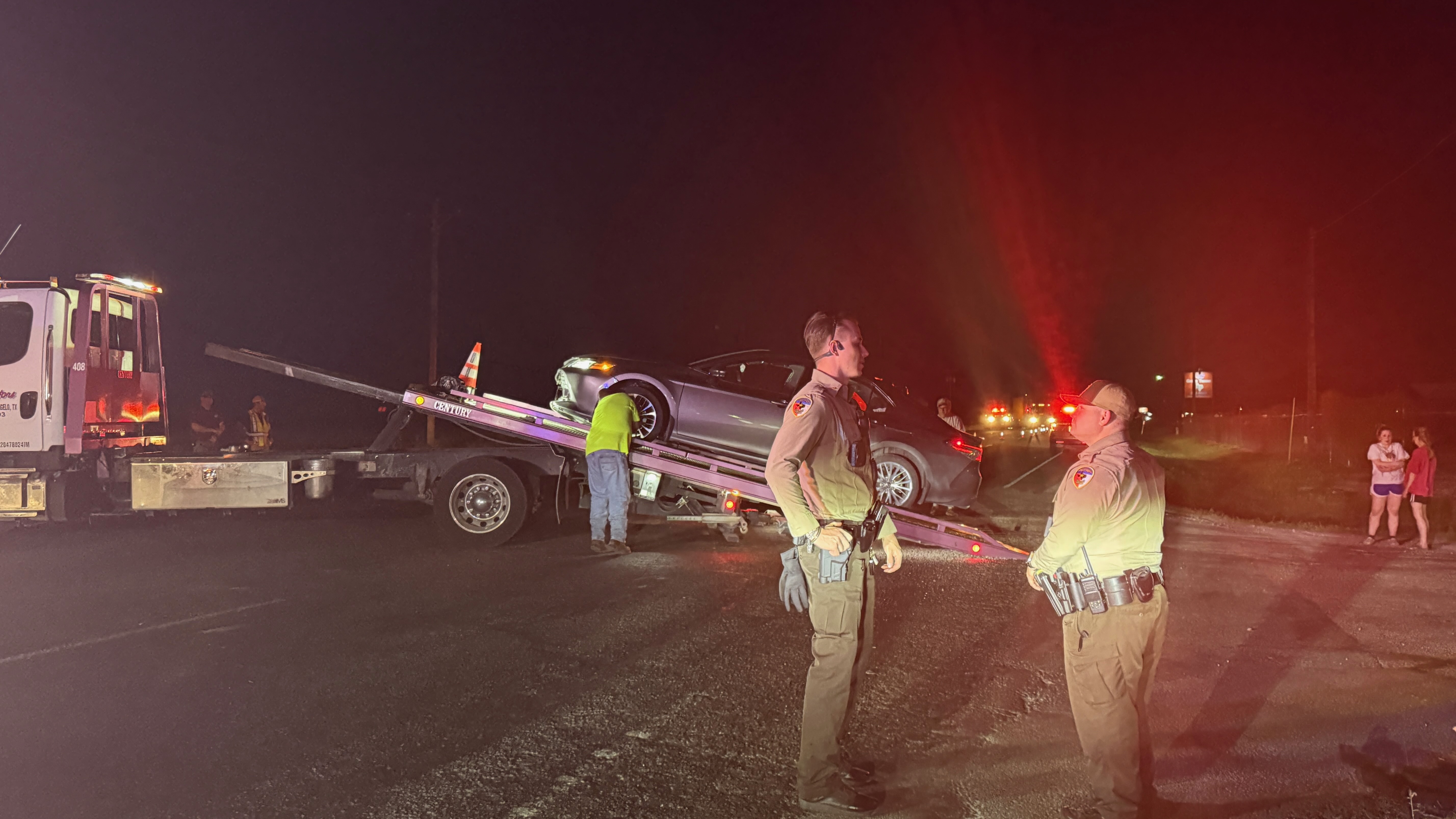 Crash Blocks All Lanes on US 277 South of San Angelo Crash Blocks All Lanes on US 277 South of San Angelo
