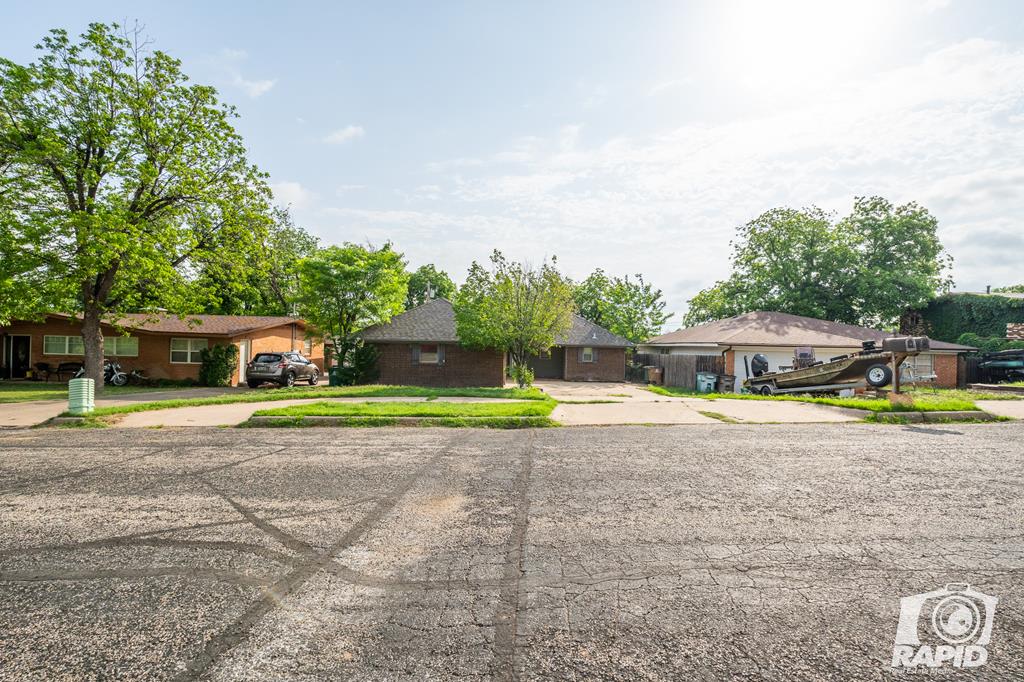 1016 N Adams Ave San Angelo, TX 76901