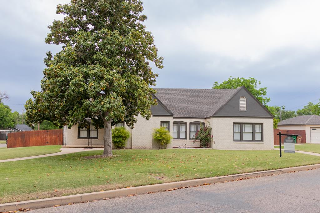 1905 Live Oak St San Angelo, TX 76901