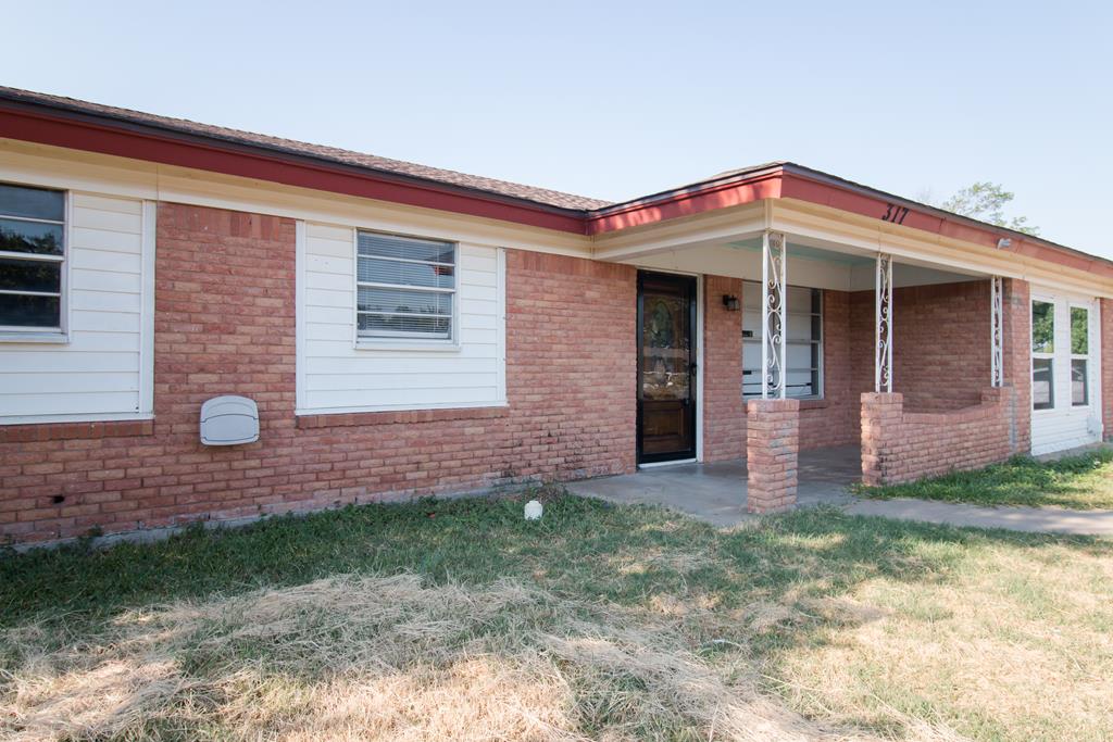 317 Van Zandt St San Angelo, TX 76905