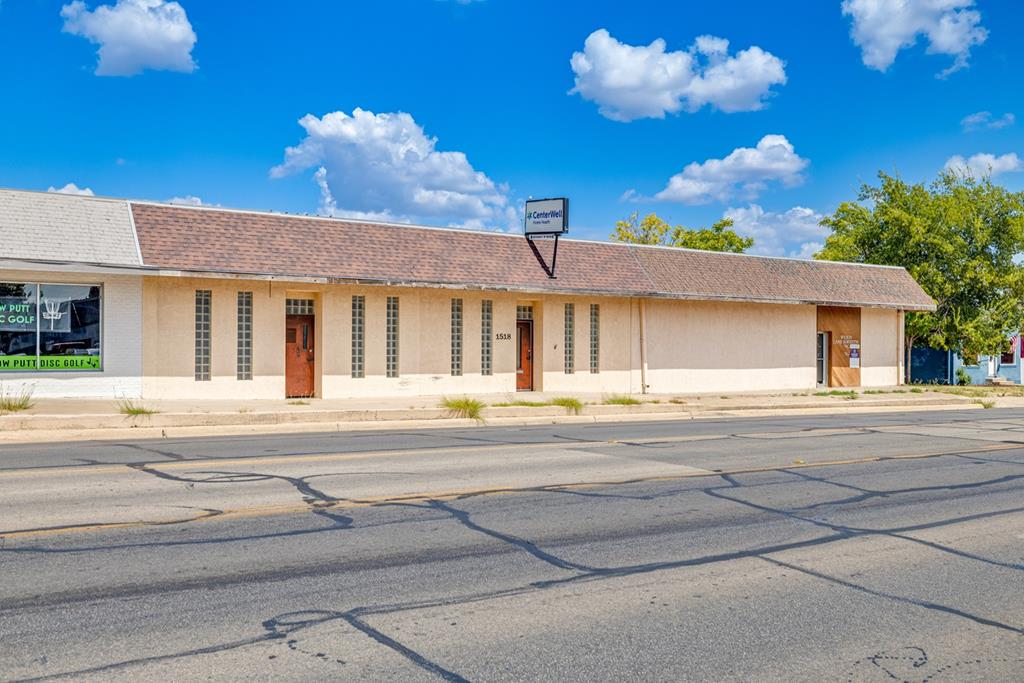 1518 W Beauregard Ave San Angelo, TX 76901