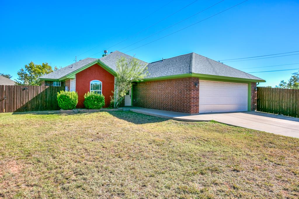 716 Penhurst Court San Angelo, TX 76901