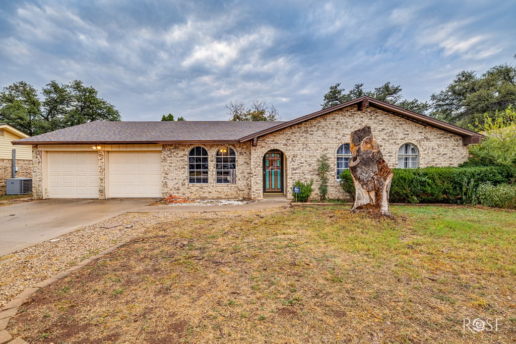 3833 High Meadow Dr San Angelo, TX 76904