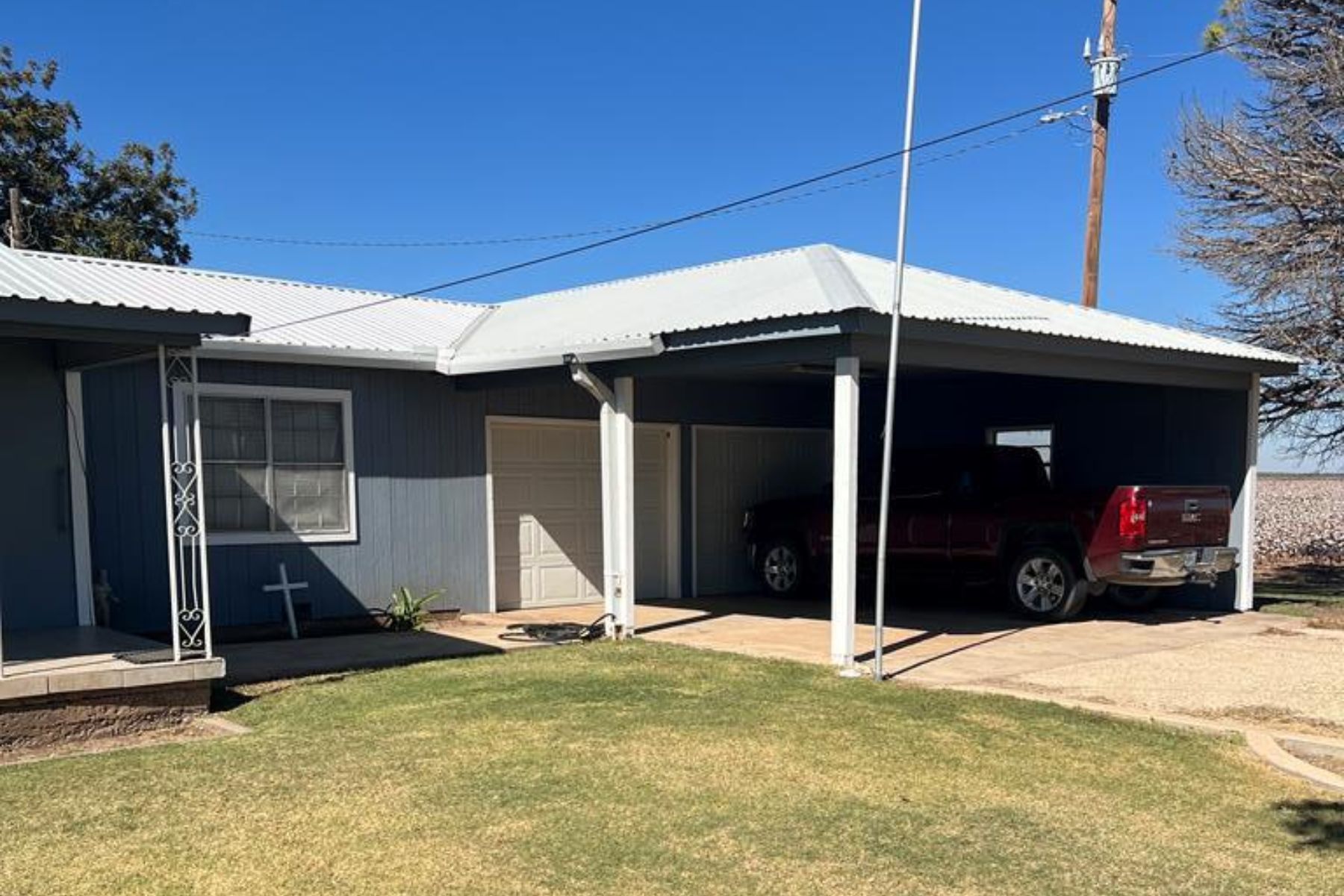 1851 N FM 1692 Miles, TX 76861