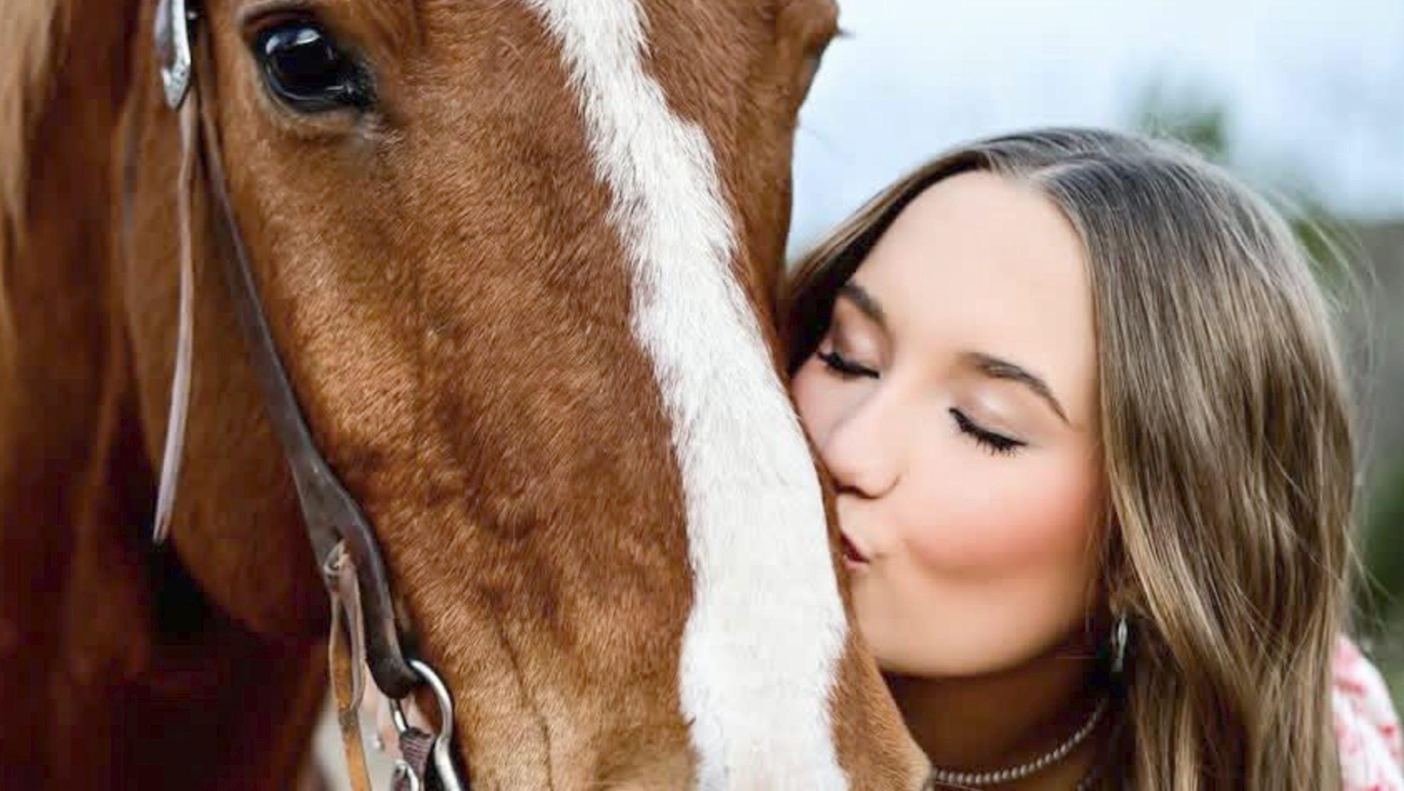 Halli Gest and her horse