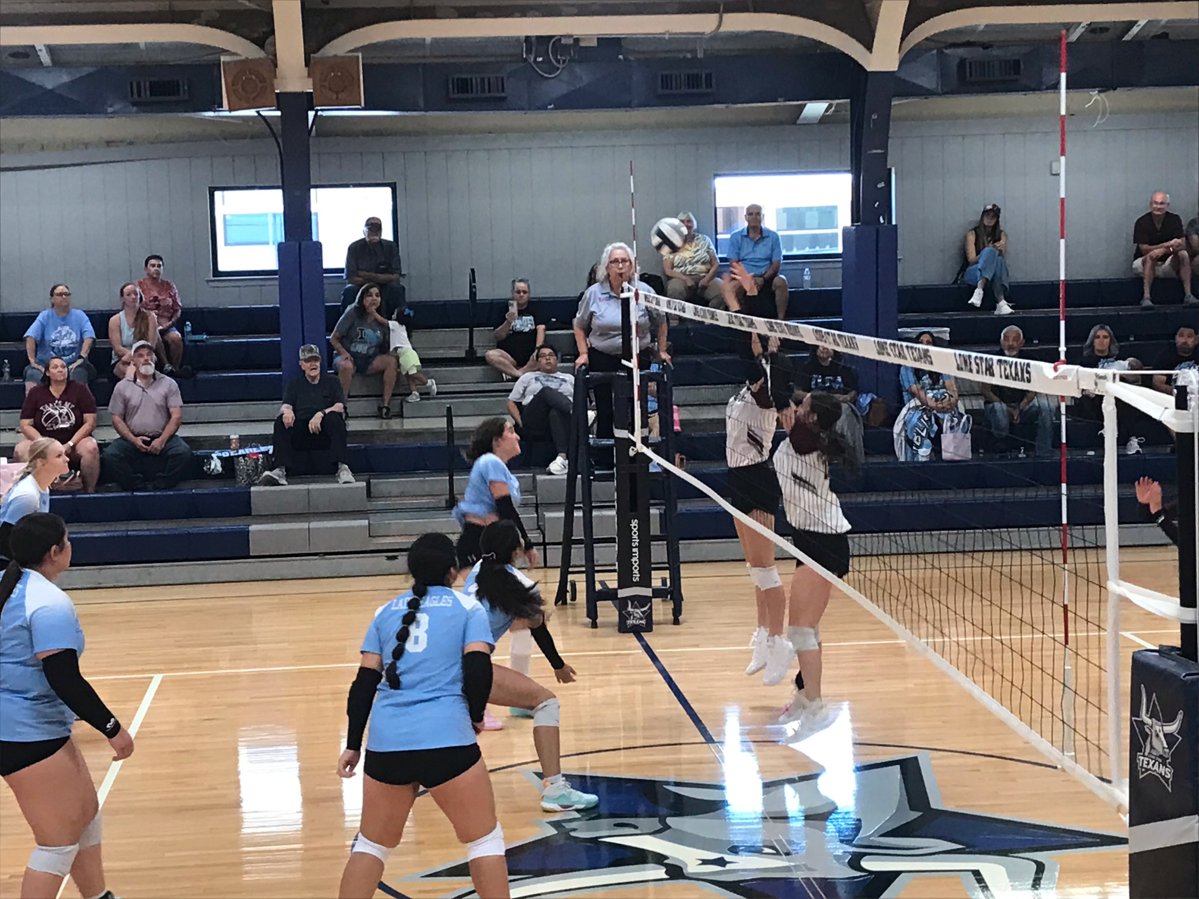 The TLCA and Bronte volleyball teams play during the 2026 Nita Vannoy Memorial Tournament.