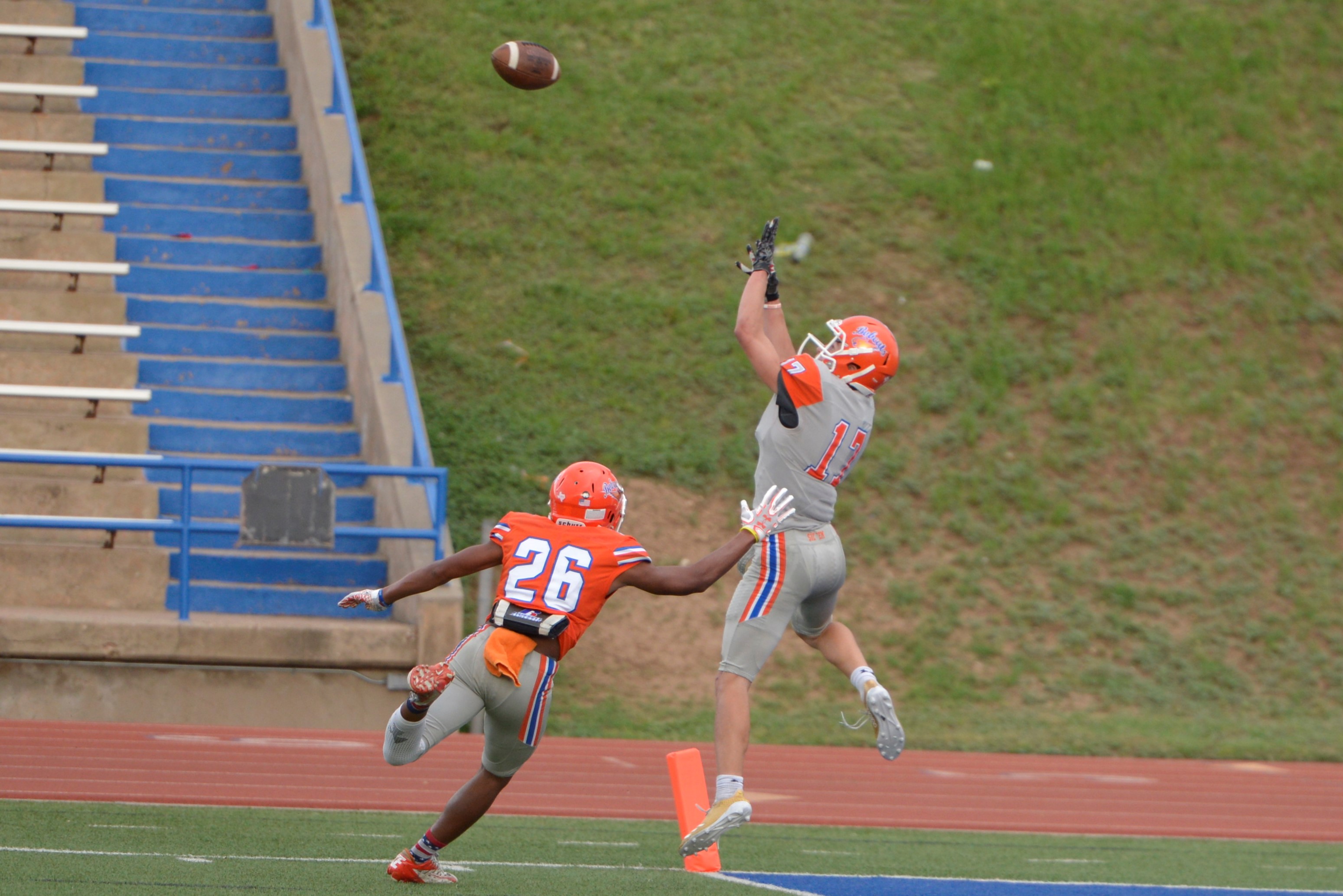 Central's Tanner Dabbert catches a touchdown pass during the Bobcat's spring game. May 18, 2018 (LIVE! Photo/Sam Fowler)