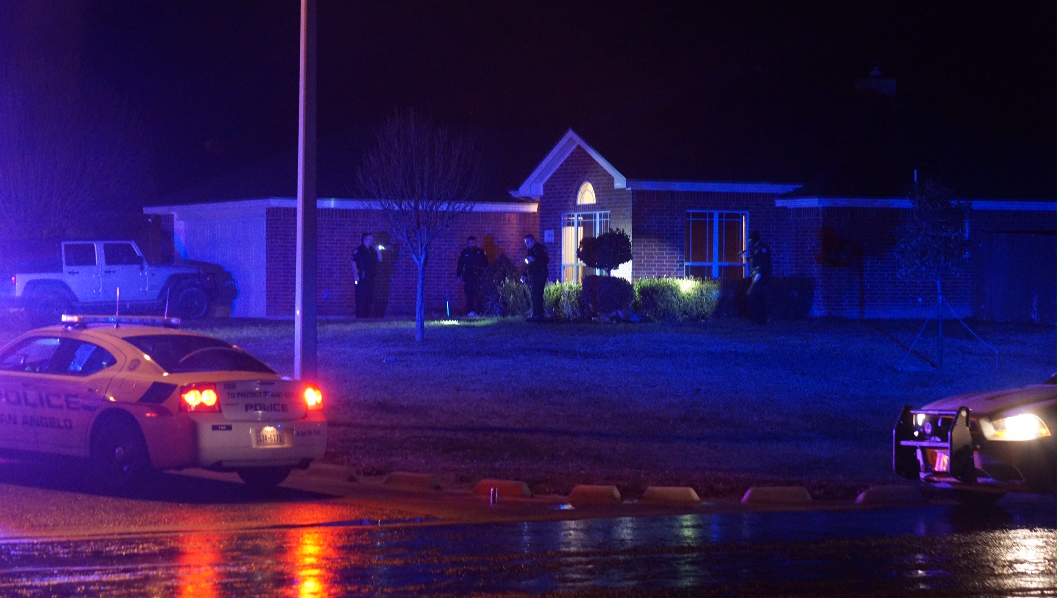 SAPD responds to shooting in Southland. (LIVE! Photo/John Basquez)
