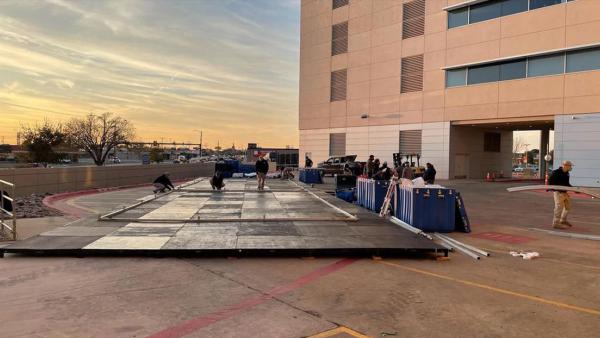 Midland Memorial Sets Up FEMA Tents for COVID-19 Patients