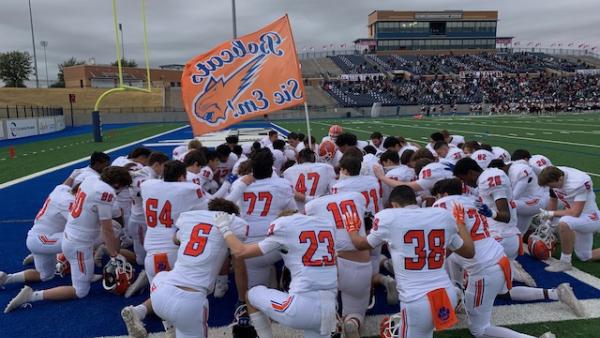 Midland Lee Wears Down San Angelo Central With Explosive Football