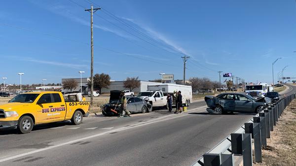 WATCH: Five-Vehicle Crash Closes Down Houston Harte Frontage Road