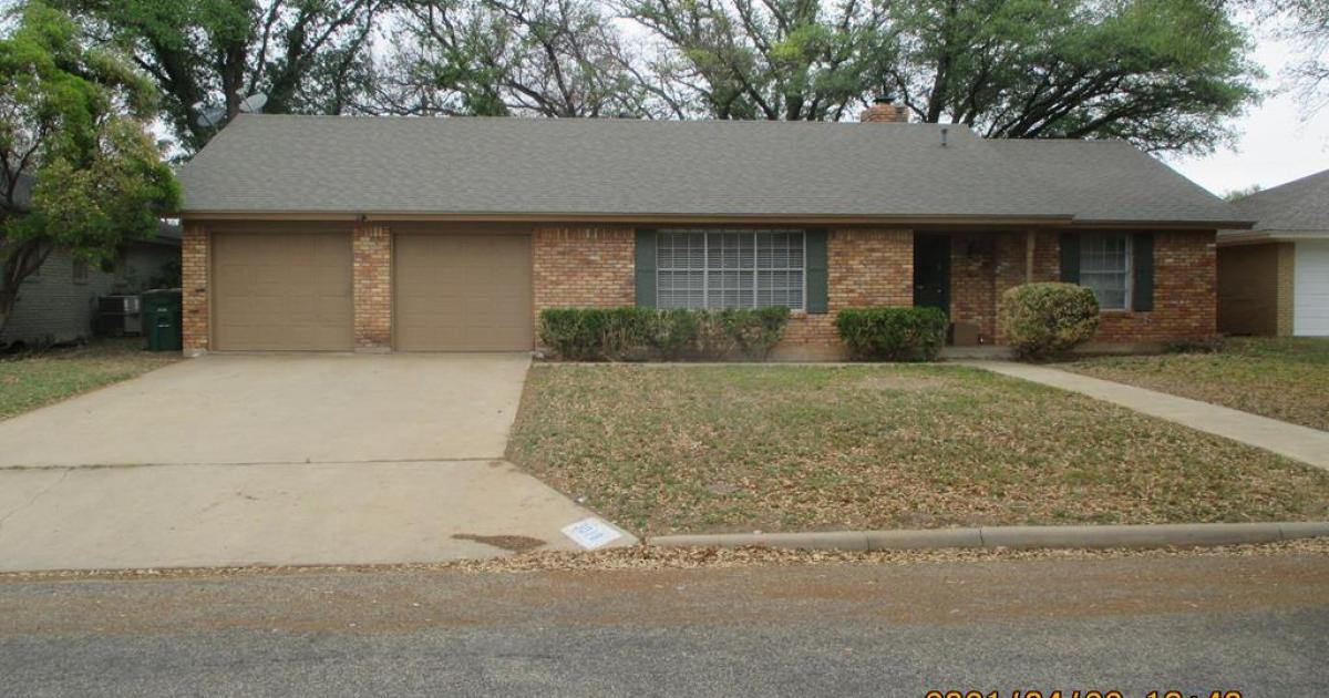 3018 Woodland Circle, San Angelo, TX 76904
