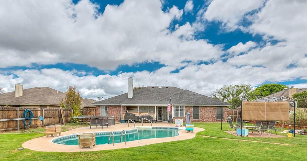 Real Estate Guide Beautiful Southland Home With Pool
