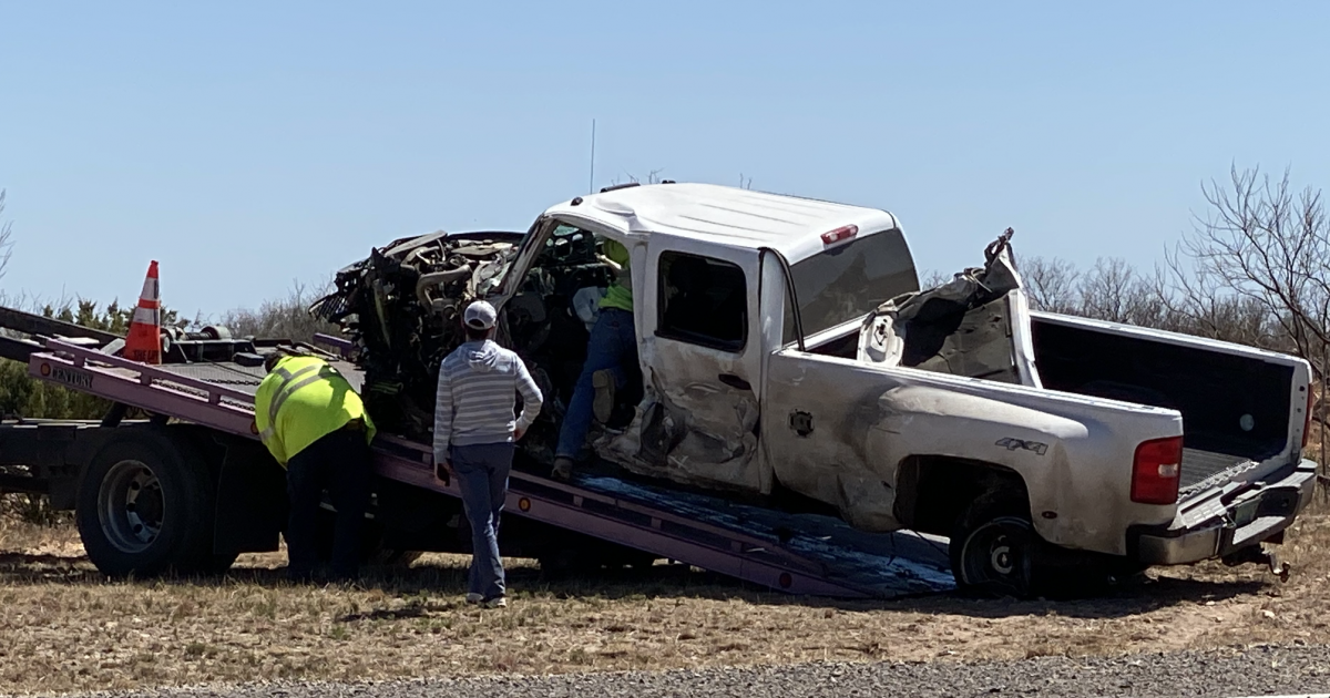 UPDATE Semi and Dually Crash HeadOn North of San Angelo