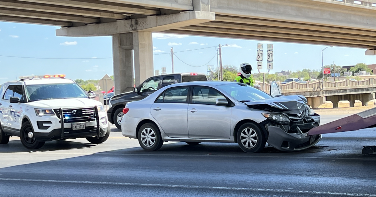 WATCH: Speeding Driver Causes 3 Vehicle Crash on N. Bryant