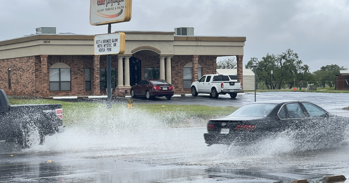 Texas Activates Emergency Teams as Flood Threat Looms Over Holiday Weekend