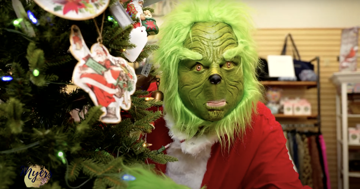 Where To Get Photos With The Grinch This Christmas Season