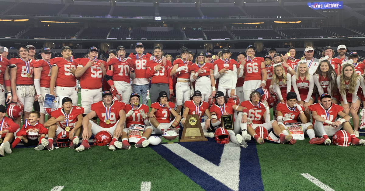 Texas High School State Championships 2A-Div II: Albany Versus Mart