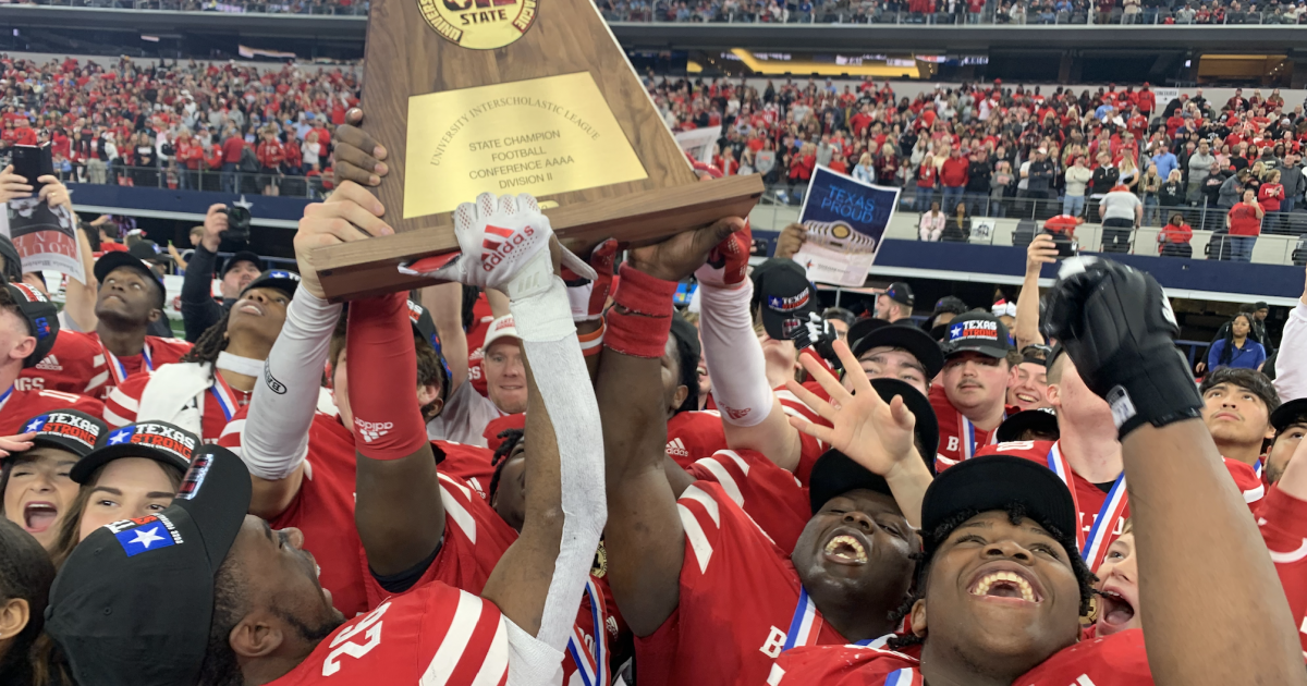 Carthage Rolls Over Wimberley For 9th State Title