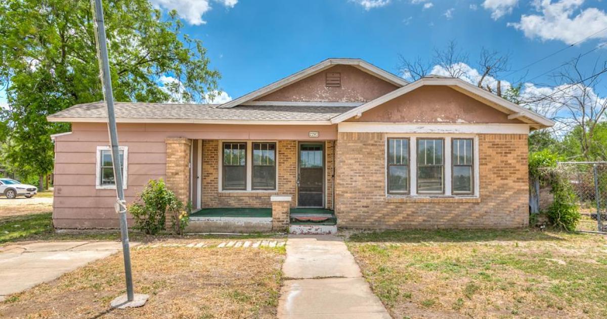 2207 Freeland Ave, San Angelo, TX 76901