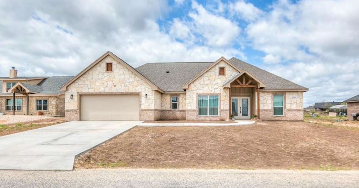 8021 Bearcat Court San Angelo TX 76901