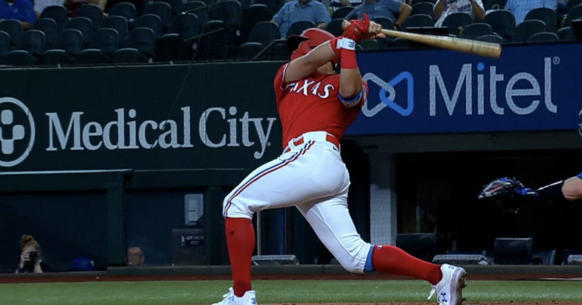 Jung's Grand Slam Sparks Rangers to Rout the Yankees