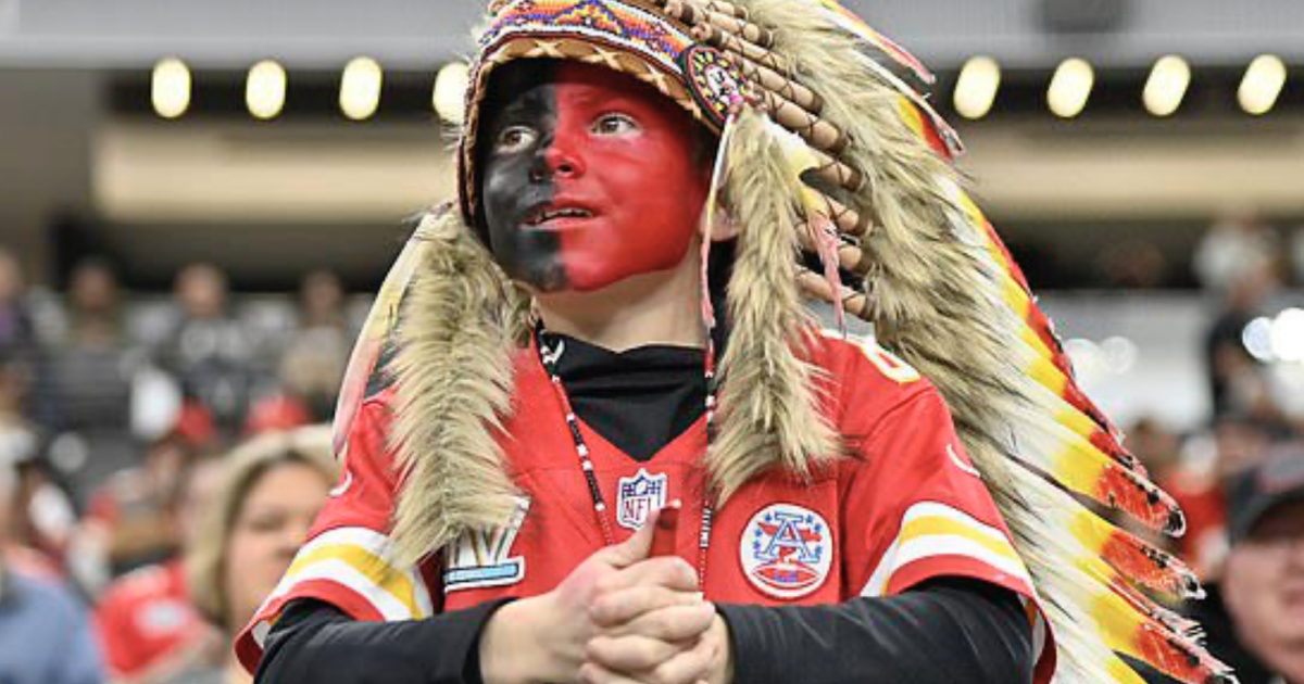 Sports Blog Writer Viciously Attacks 12-Year-Old Kansas City Chiefs Fan