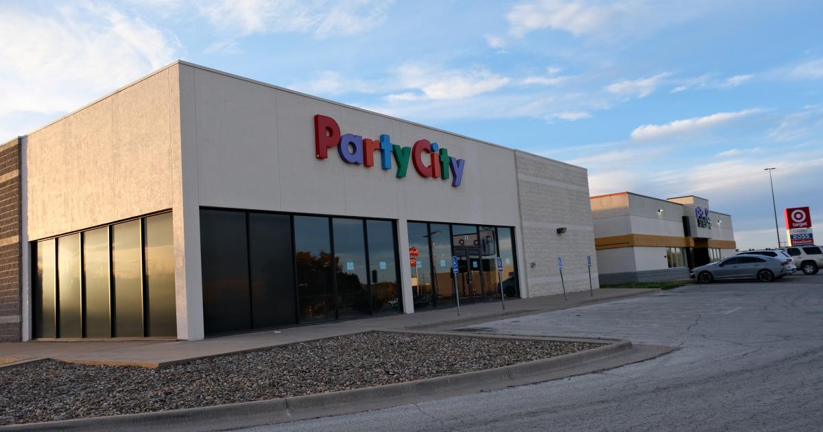 Former Cowboy Romo's Favorite Shoe Store Coming to San Angelo