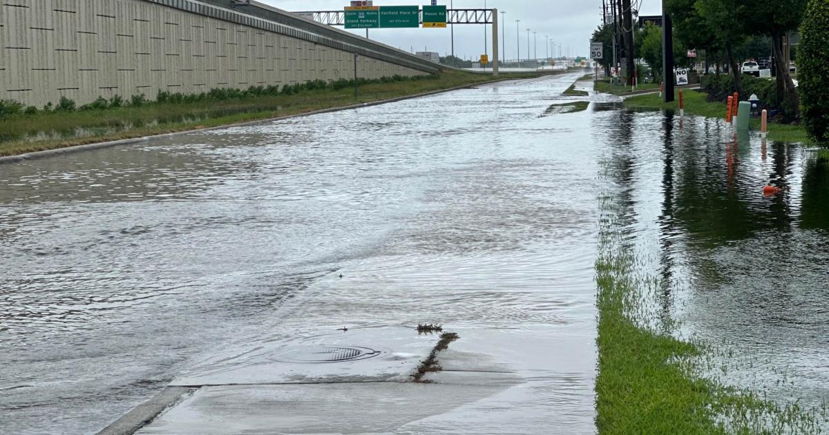 Beryl Leaves Texans Stranded and Over 2 Million Without Power