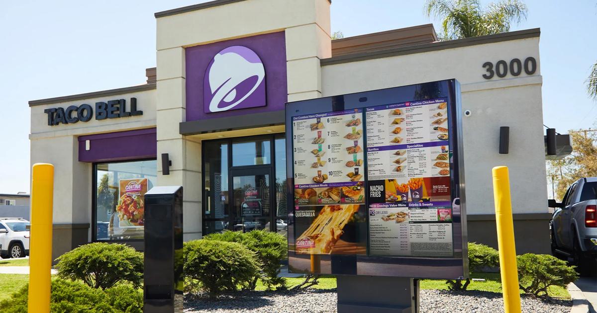 FDA Links Taco Bell Lettuce to Cyclospora Outbreak; Chain Removes Ingredient Nationwide