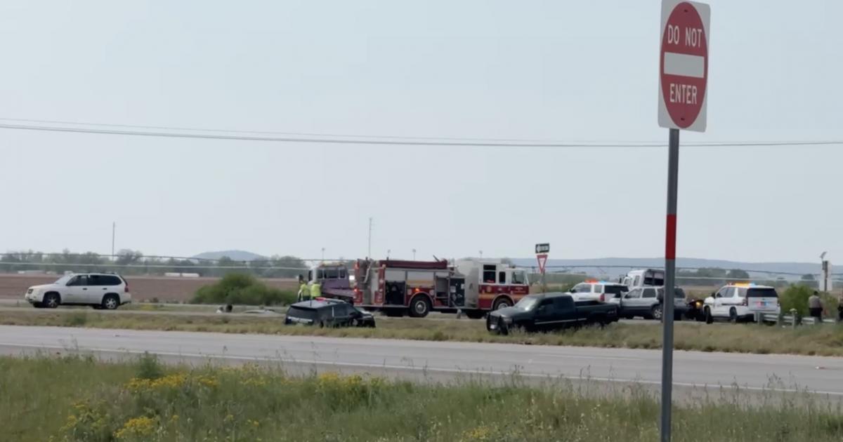 4-Vehicle Crash Shuts Down U.S. 87 North of San Angelo