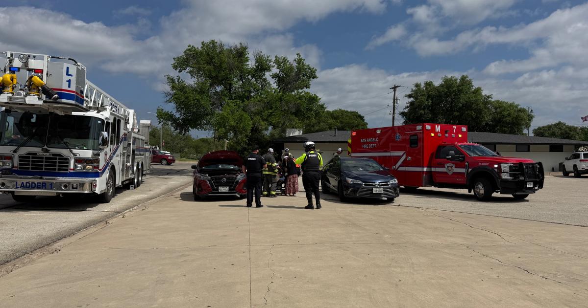 1 Person Taken to Hospital After Crash on Abe Street