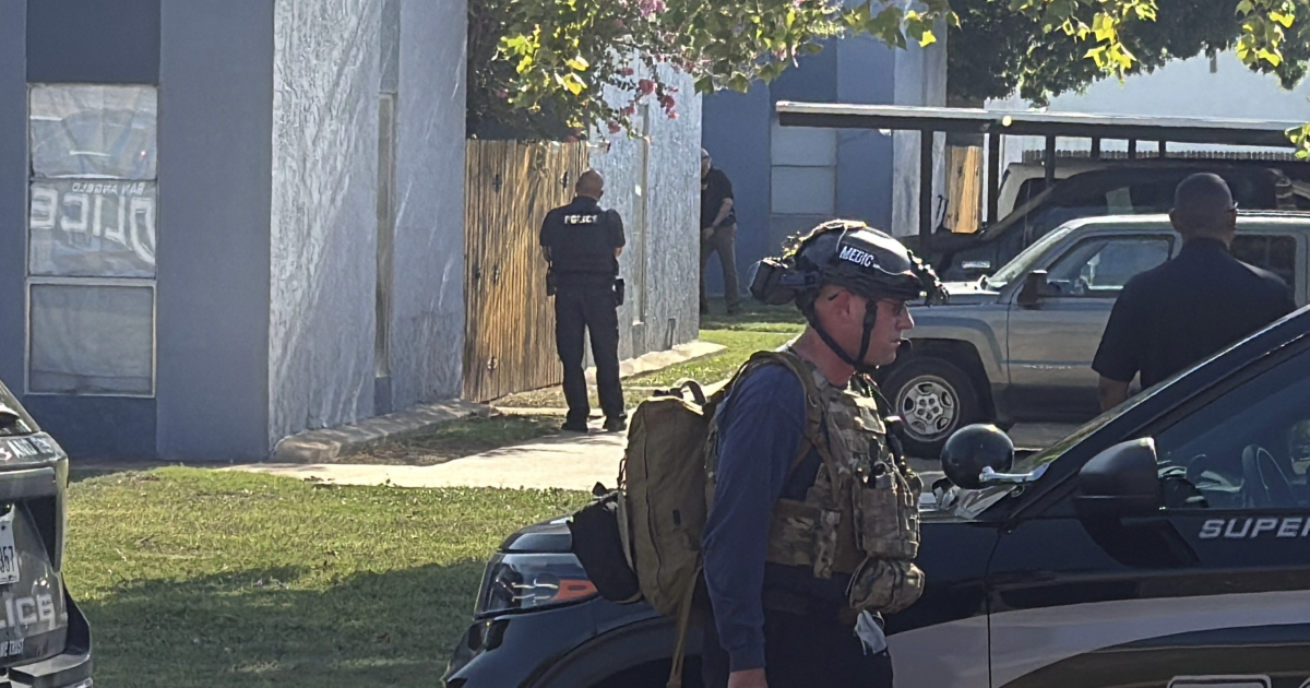 WATCH: San Angelo Police in Standoff at Rock Brook Apartments