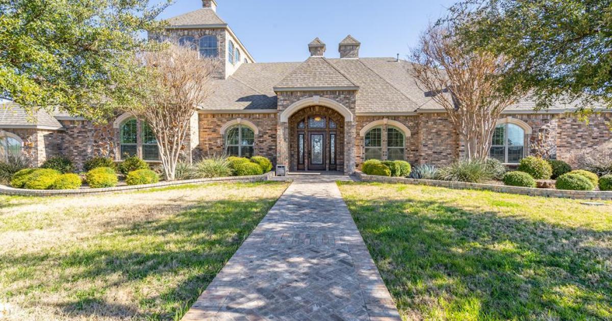 A Beautiful Custom Home on 50 Acres in the Wall ISD Headlines This Week