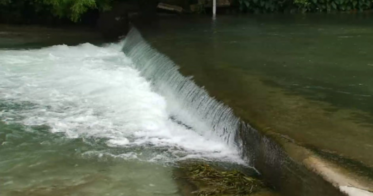 Woman Drowns While Tubing On The Comal River