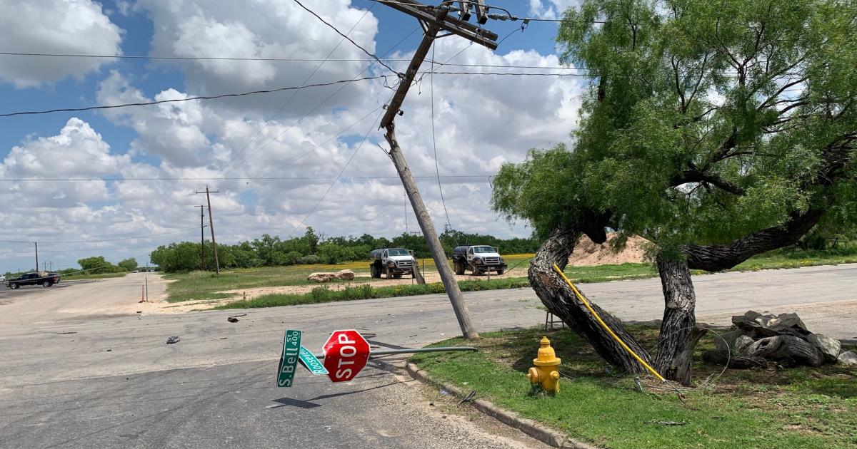 WATCH Trash Truck Takes Out Power Pole in East San Angelo