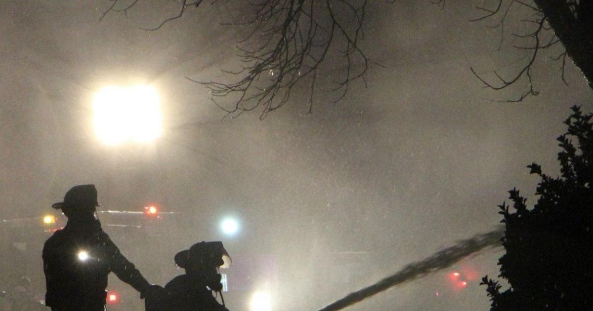 North Side RV Catches Fire Which Spreads to Manufactured Home