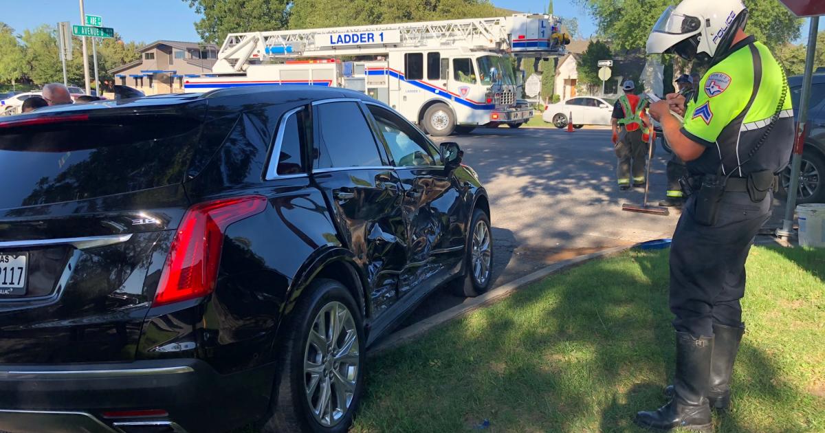 Drivers Escape Serious Injury When Caddy Causes Rush Hour Crash