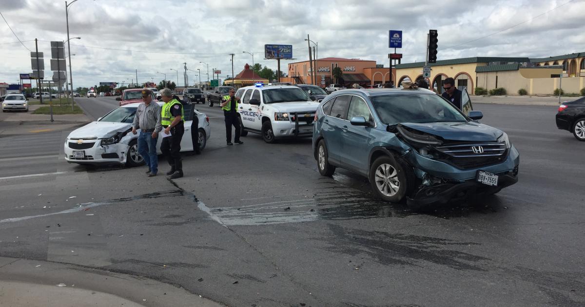 Two Sent to Hospital in Crash on Bryant and Ave. L