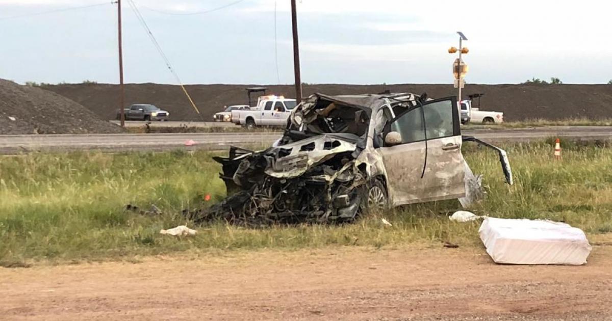 2 Dead After 18-wheeler, Car Collide In Callahan Co. On Highway 36