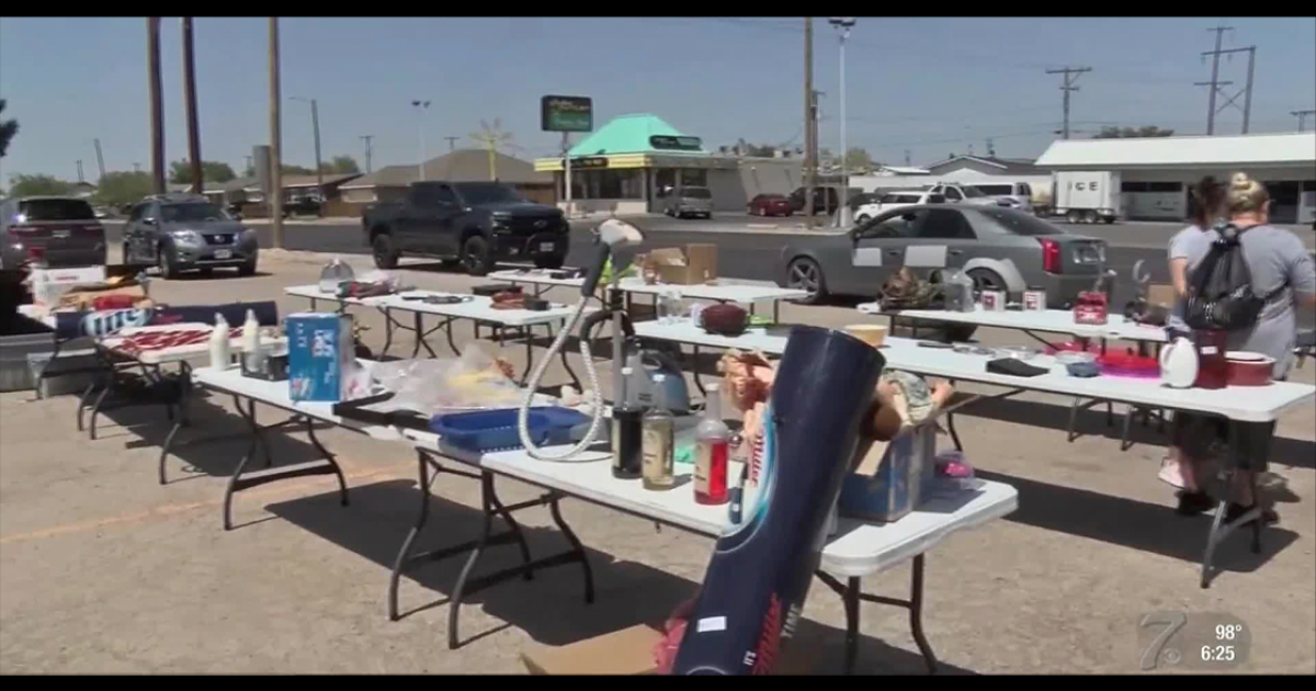 Billiards League Hosts Fundraiser to Support Local Bars