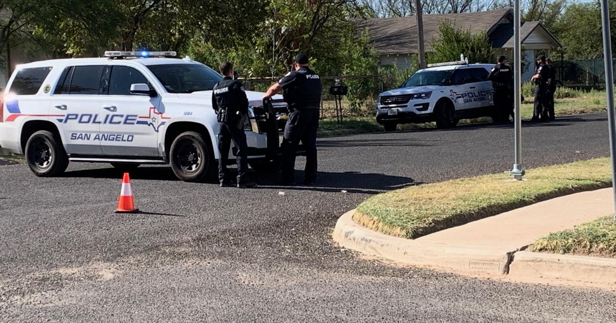 Police Surround Residence in North San Angelo Monday